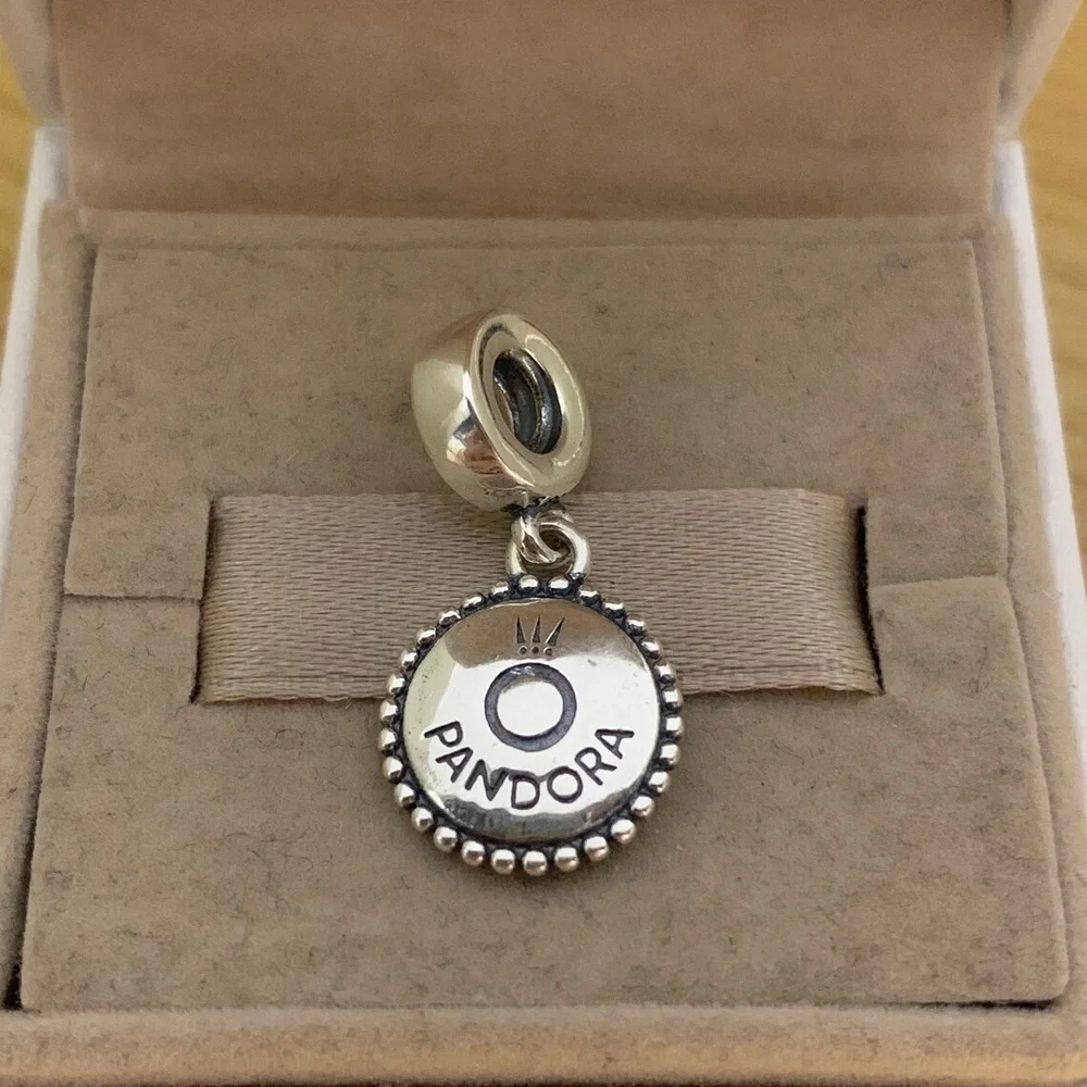Pandora“Fu” Dangle Charm